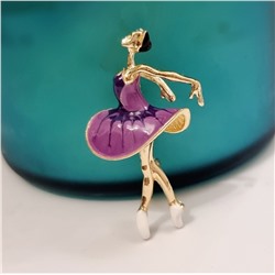 Брошь "Балерина" с эмалью в позолоте, цвет эмали фиолетовый, арт. 748.305